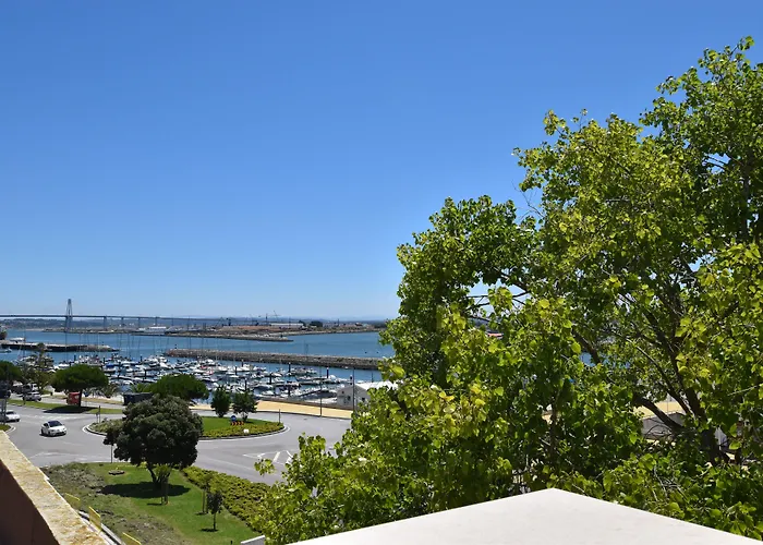 Marina Charming House Gasthof 4*