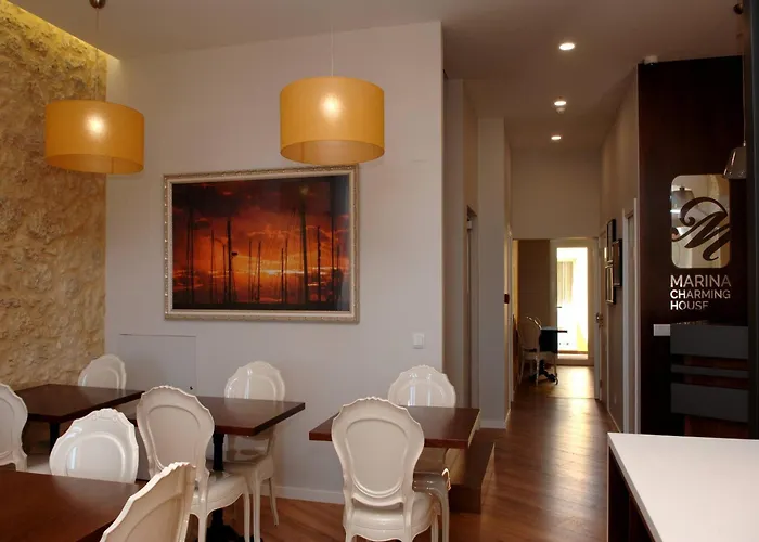 Marina Charming House 4*